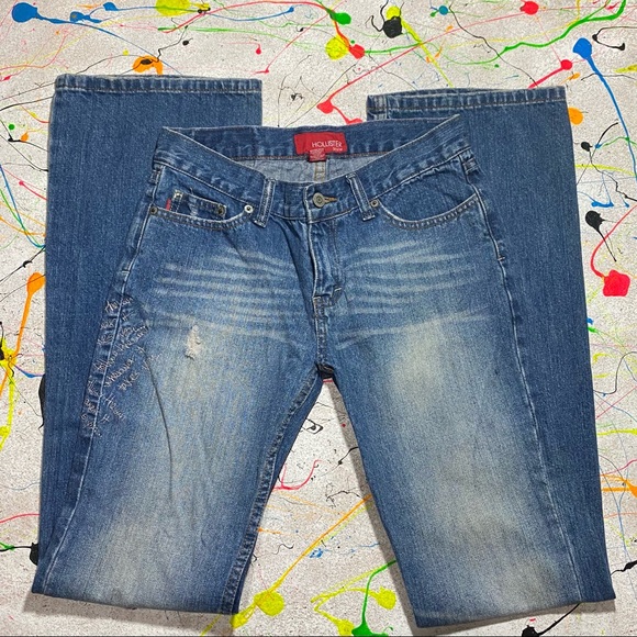 Hollister Denim - ⭐️3 for $20 Sale‼️ Hollister Distressed Jeans